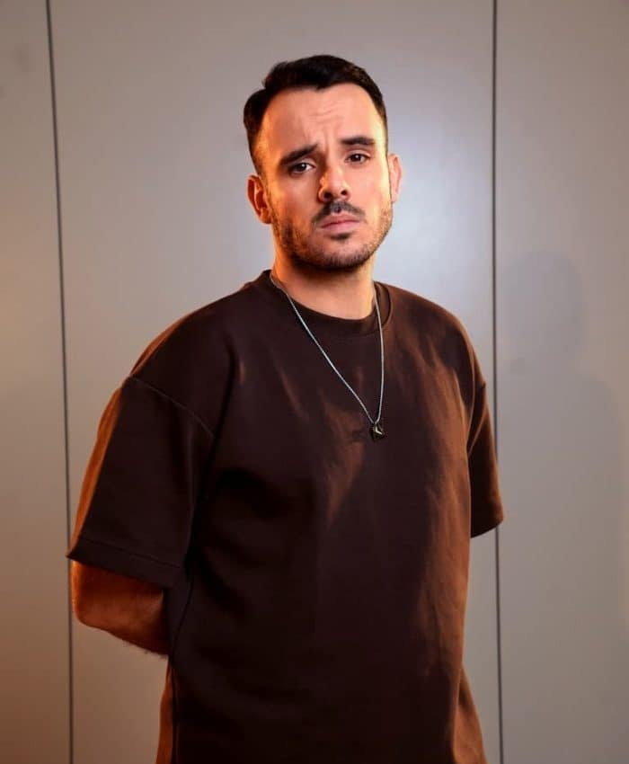 Sergio Bachata lärare