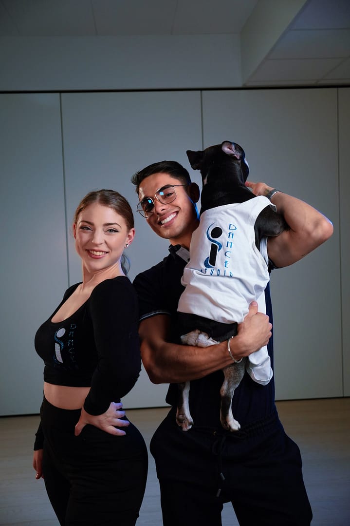 {"exportType":"image_export","editType":"image_edit","tiktok_developers_3p_anchor_params":"{"picture_template_id":"","source_type":"vicut","capability_name":"retouch_edit_tool","client_key":"aw889s25wozf8s7e"}","source_type":"vicut","data":{},"pictureId":"172EB93A-80EE-4F5D-B7D4-AFD882F46DBC"}