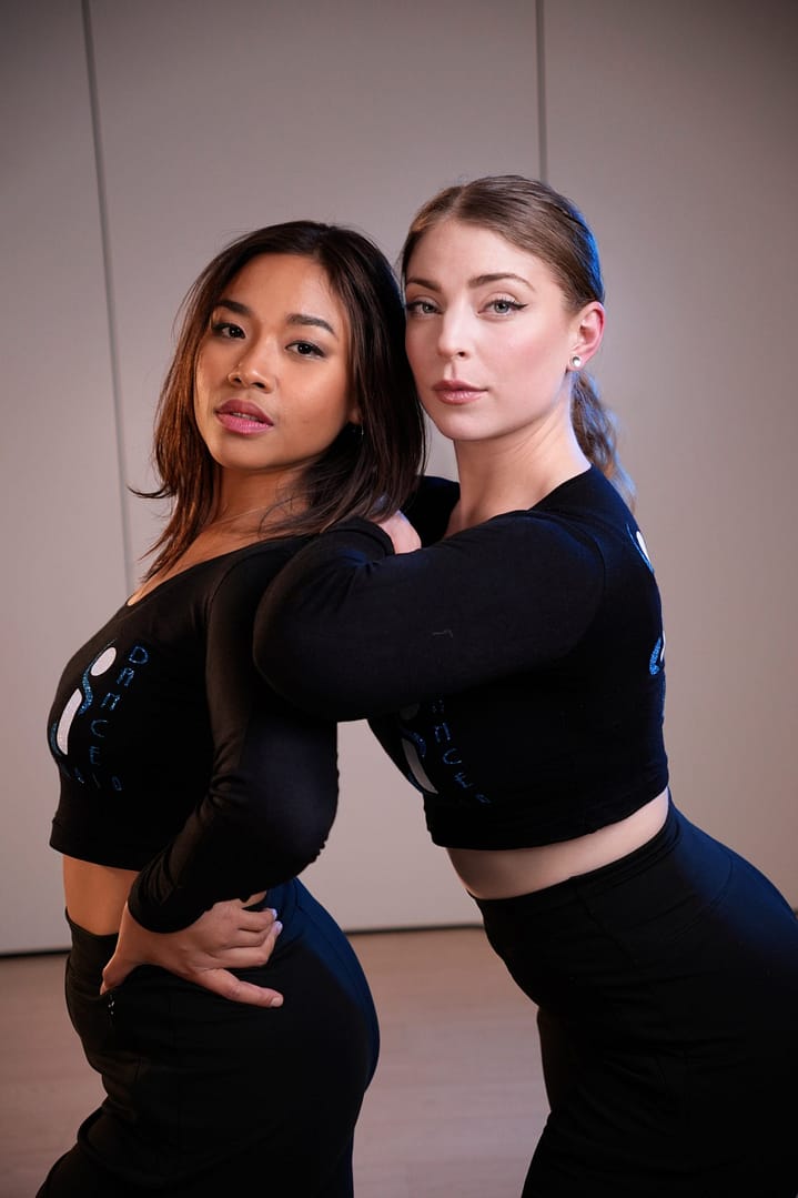 {"tiktok_developers_3p_anchor_params":"{"source_type":"vicut","client_key":"aw889s25wozf8s7e","picture_template_id":"","capability_name":"retouch_edit_tool"}","pictureId":"C5D4177C-1142-4F40-81D1-A3DECA579757","exportType":"image_export","source_type":"vicut","data":{},"editType":"image_edit"}